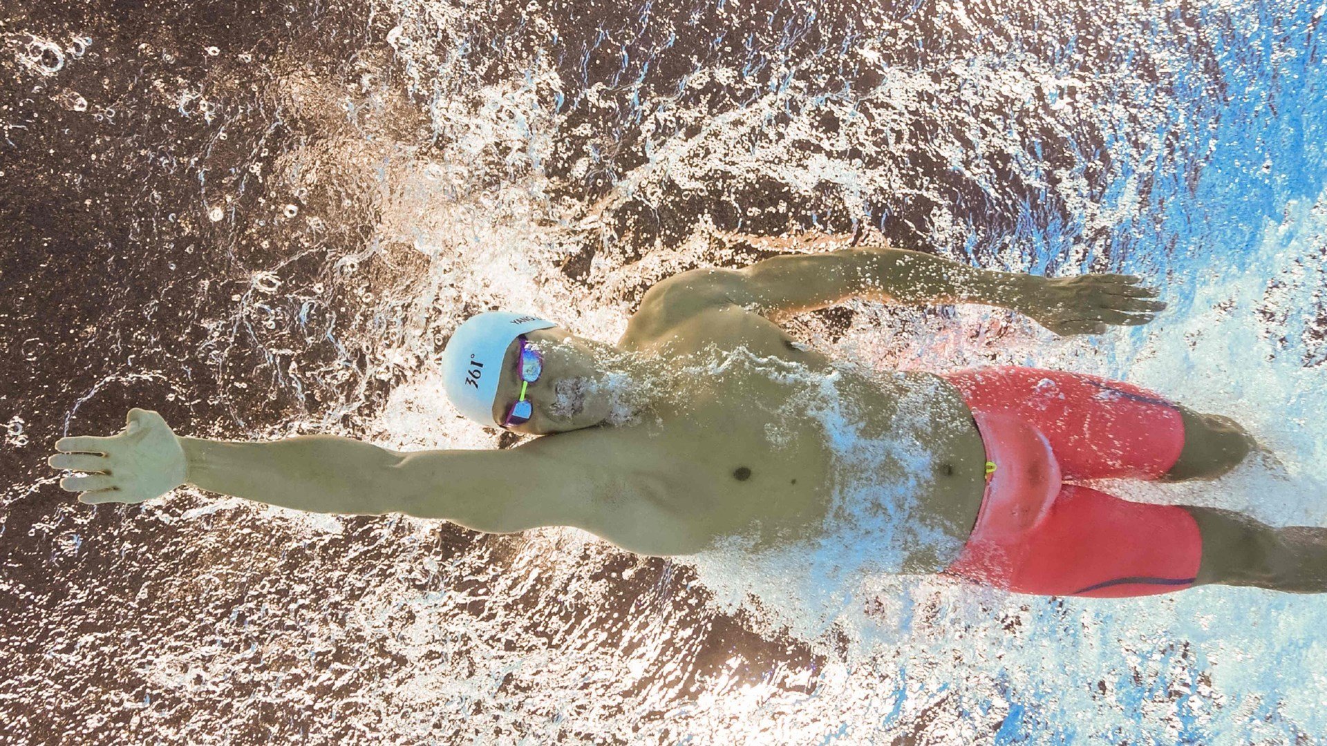 法国男篮在奥运热身赛中展现年轻球员潜力，法国男篮奥运阵容